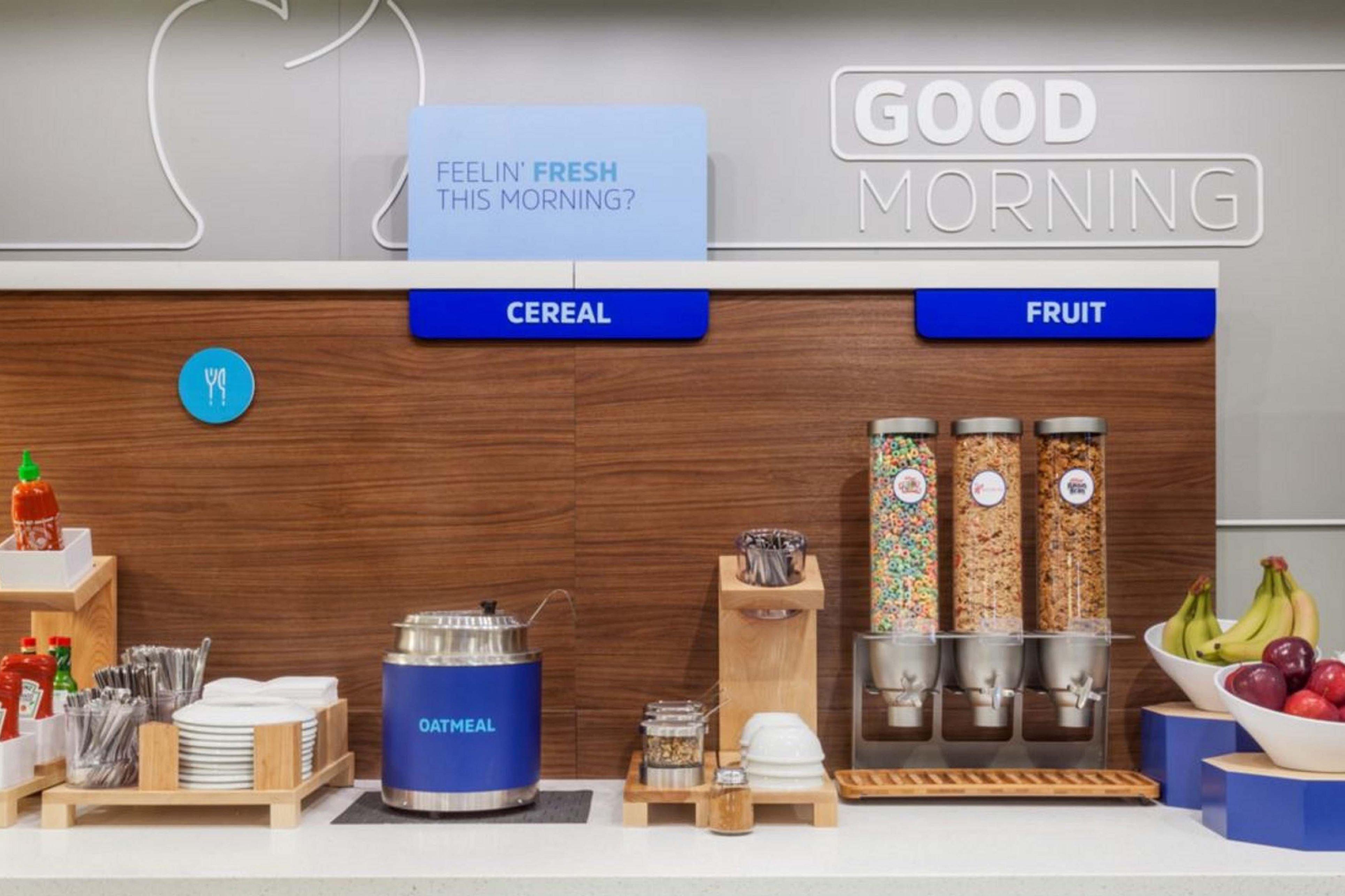 Holiday Inn Express & Suites - Mason City By Ihg Εξωτερικό φωτογραφία